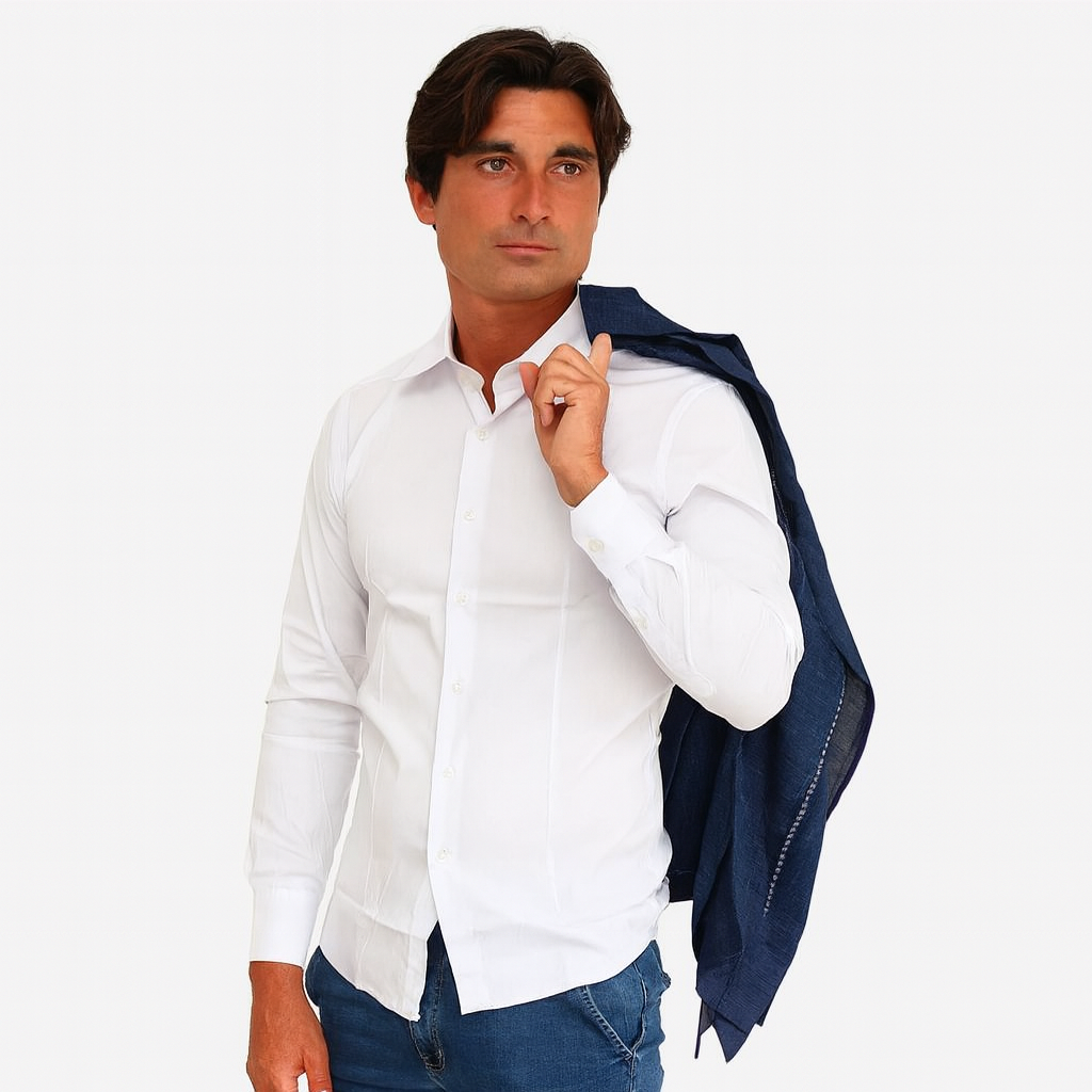 Camicia bianca essenziale