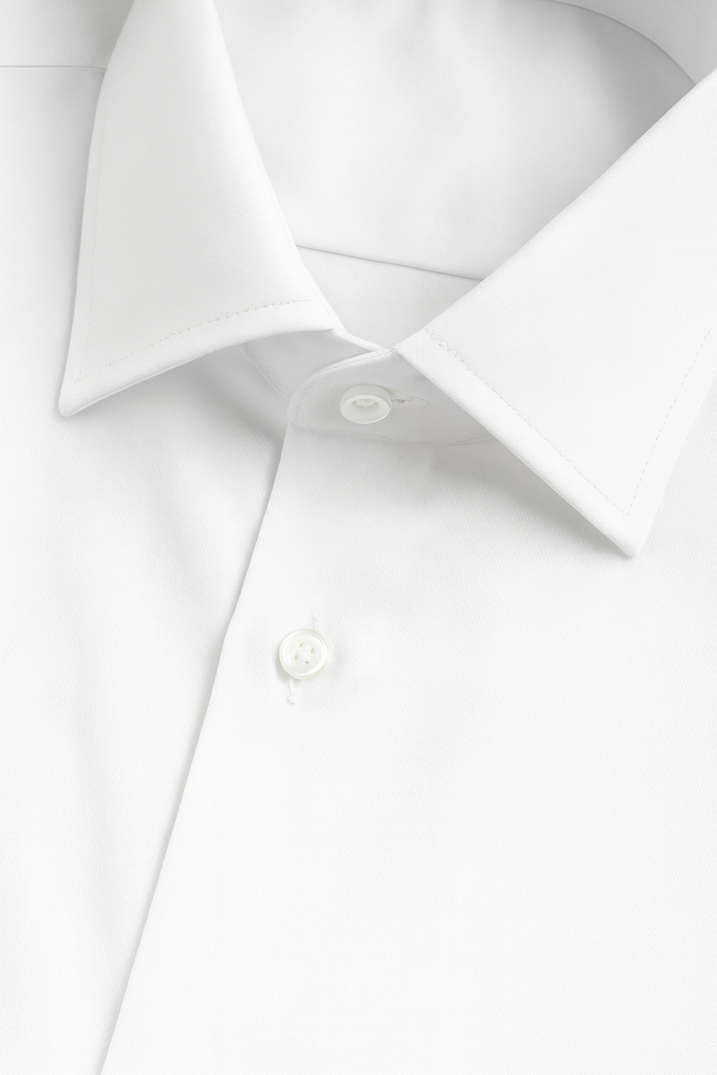 Camicia bianca essenziale