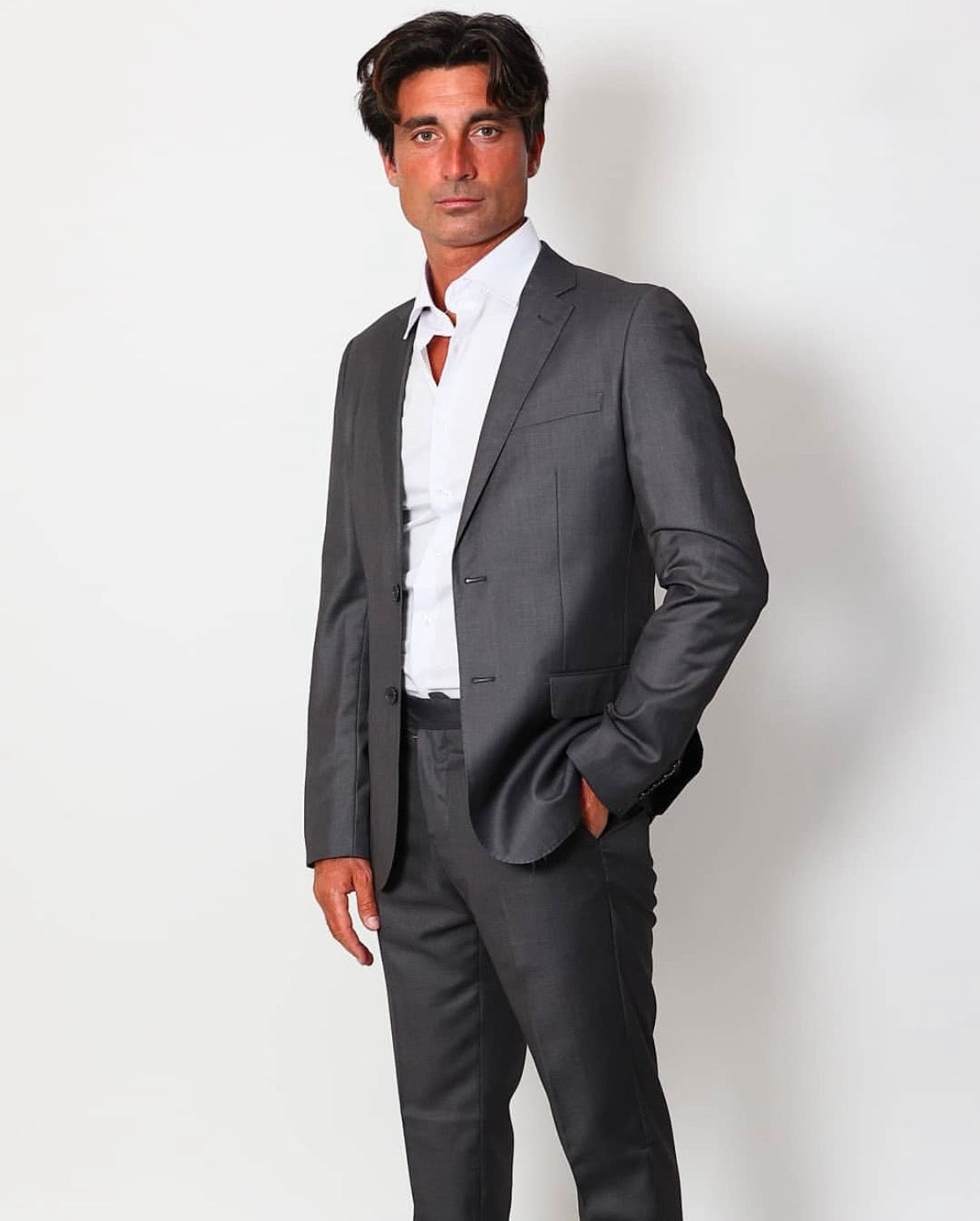 Abito grigio antracito